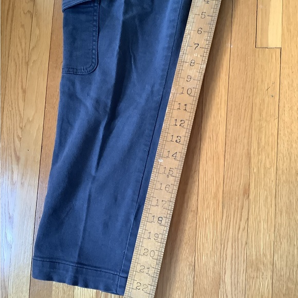 BNWOT dark gray loft,cropped pants size 8 petite - Picture 7 of 12